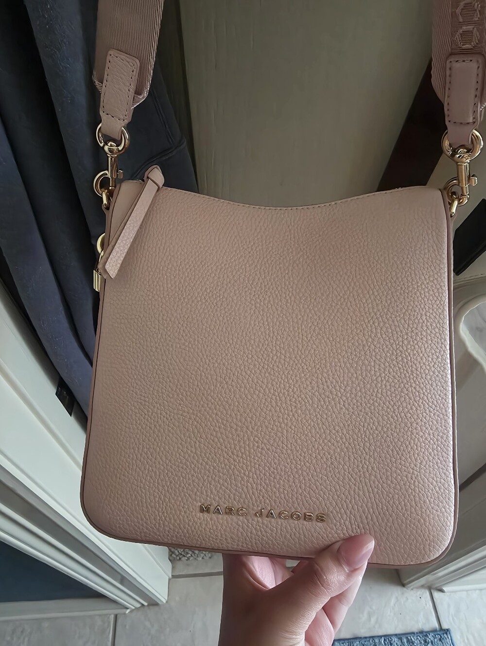 Marc Jacobs Drifter Swing Pack in Rose